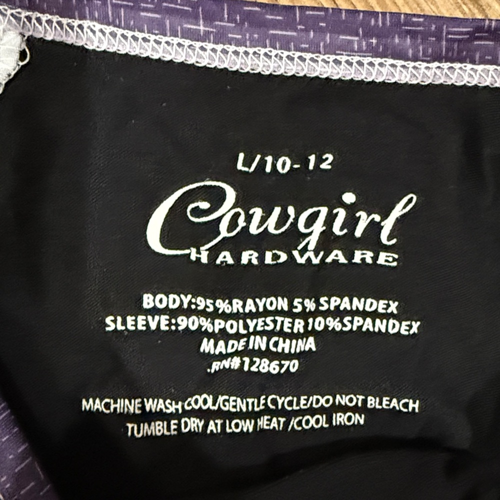 Cowgirl Horse Long Sleeve Tee ๐ด๐ด - Picture 2 of 5